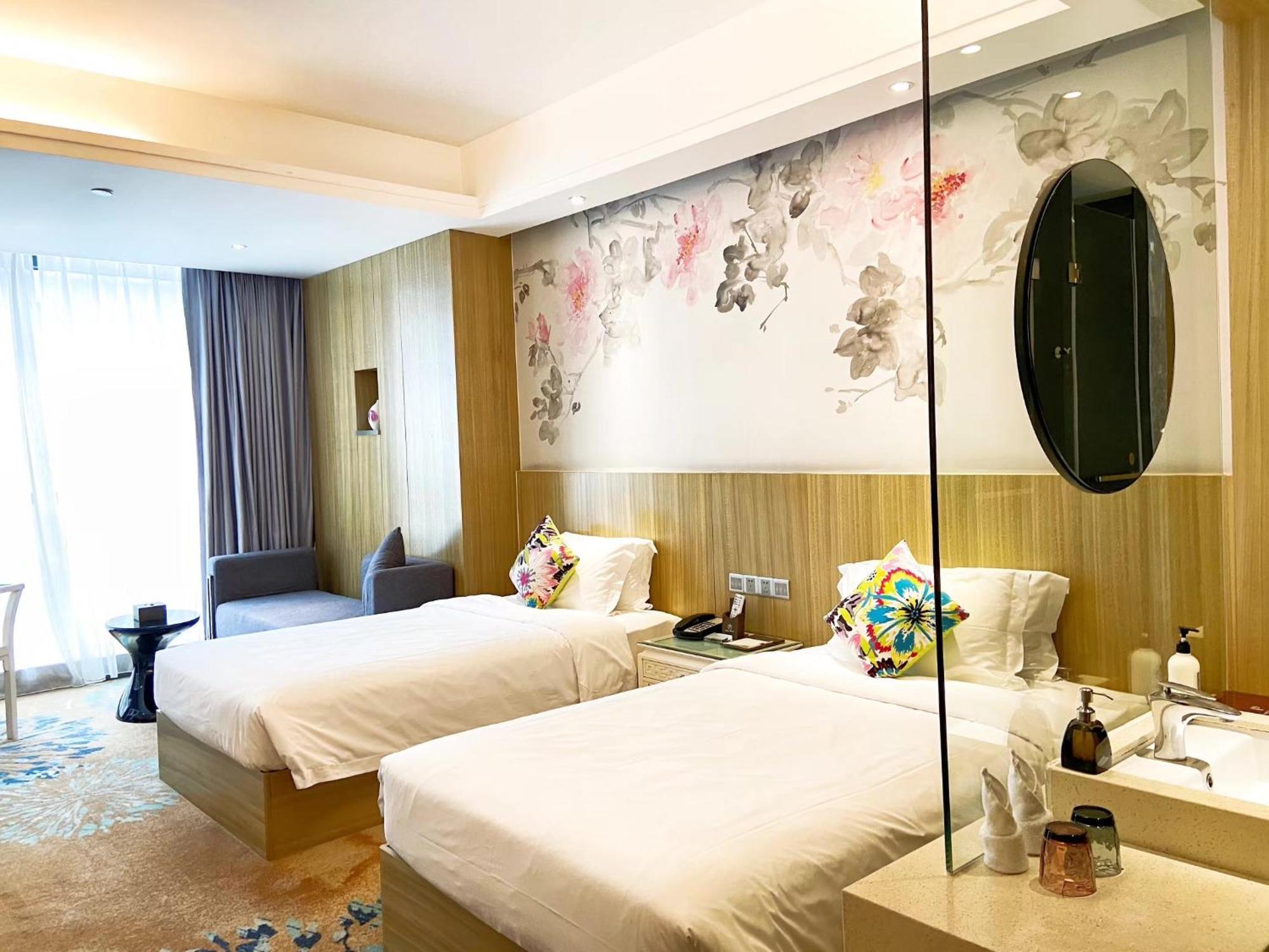 Paco Hotel Tаojin Metro Guangzhou - Free Shuttle Bus For Centen Fair Eksteriør bilde
