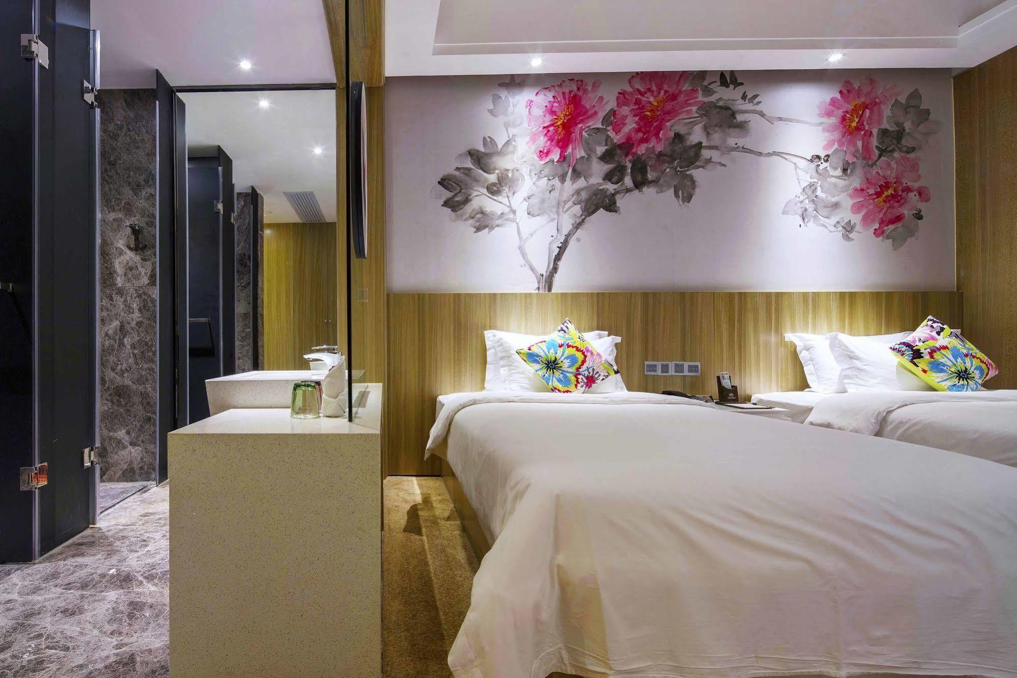 Paco Hotel Tаojin Metro Guangzhou - Free Shuttle Bus For Centen Fair Eksteriør bilde